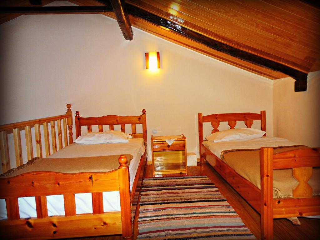 Akrotainaritis Yerolimin Habitación foto